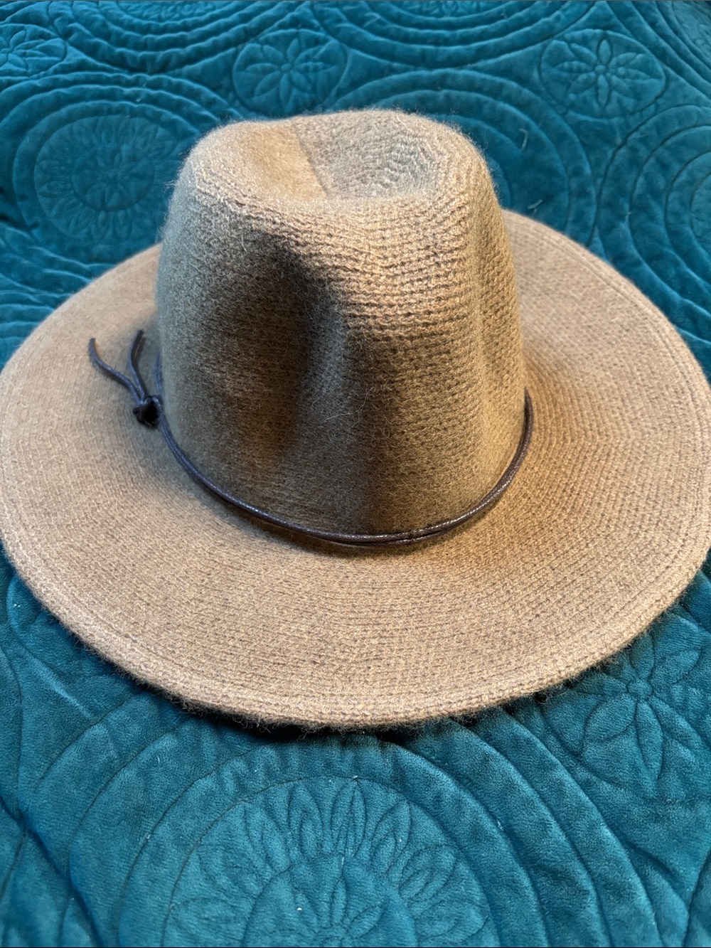 Universal Thread Tan Wide-Brim Fedora with Leather Tie - Picture 2 of 6